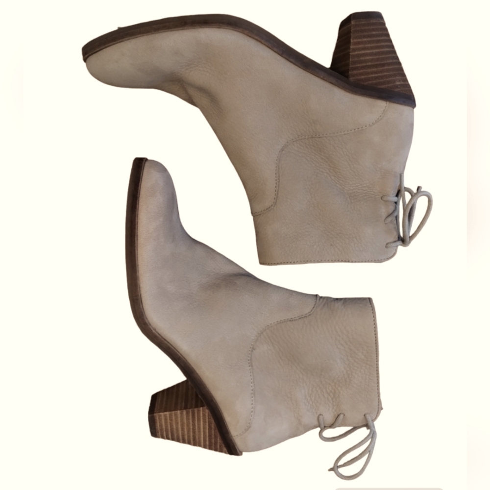 Lucky Brand Jalie Leather Ankle Booties Tan Women’s Size 6 Lace Back Heeled